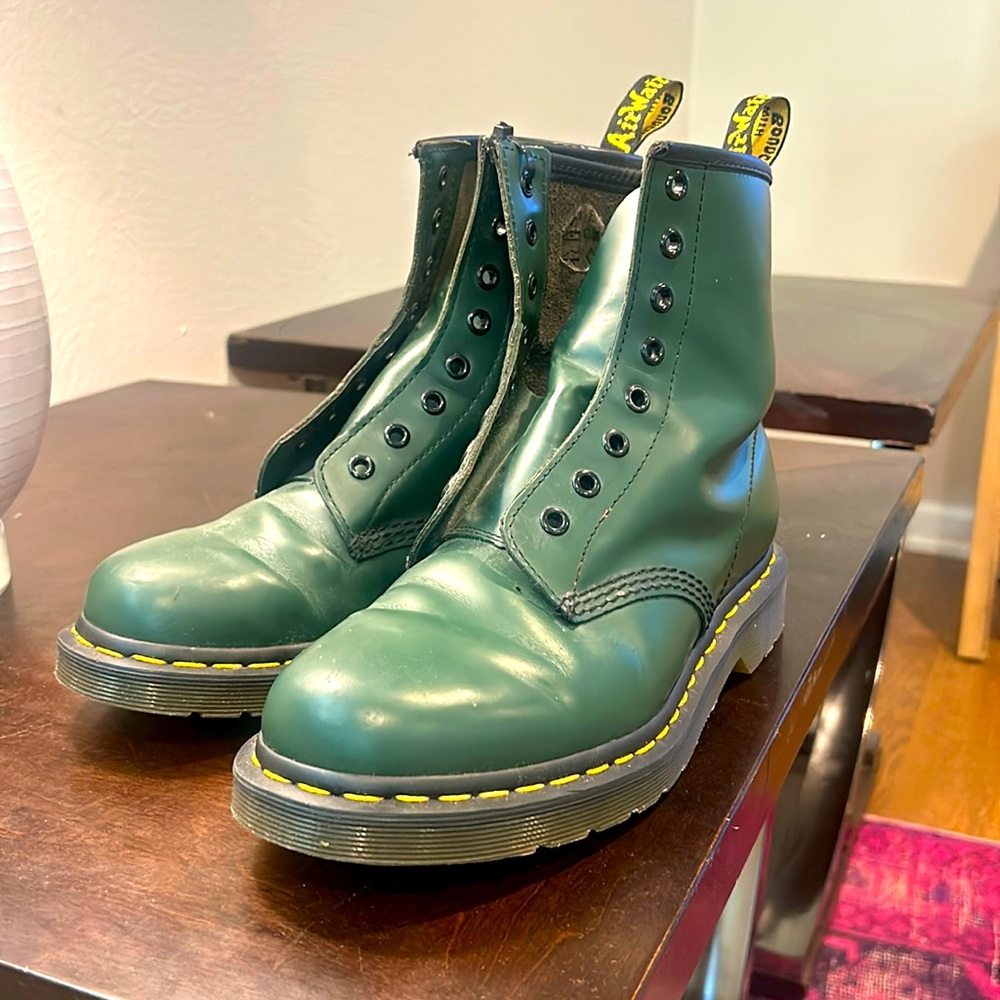 Dr. Martens Doc England MIE Rare 90's Vintage Green 1460 Boots UK5 US6